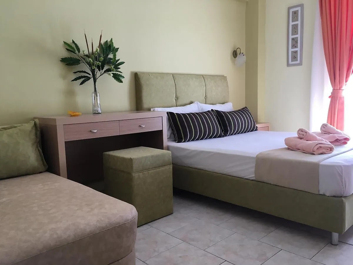Dionisos Palms Apartments Paralia Dionysiou 0*,  Grecia